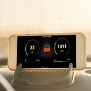 UCAN-GO full screen drive view dashboard with speed and RPM dials